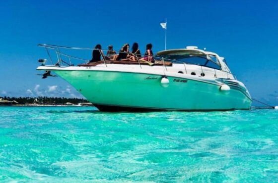 Private yacht (3-hour experience)