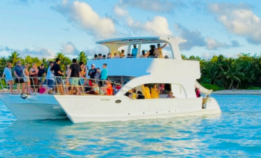 Punta Cana Private Family Boat Snorkeling & Sand Bar