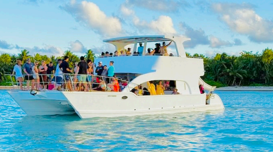 Punta Cana Private Family Boat Snorkeling & Sand Bar